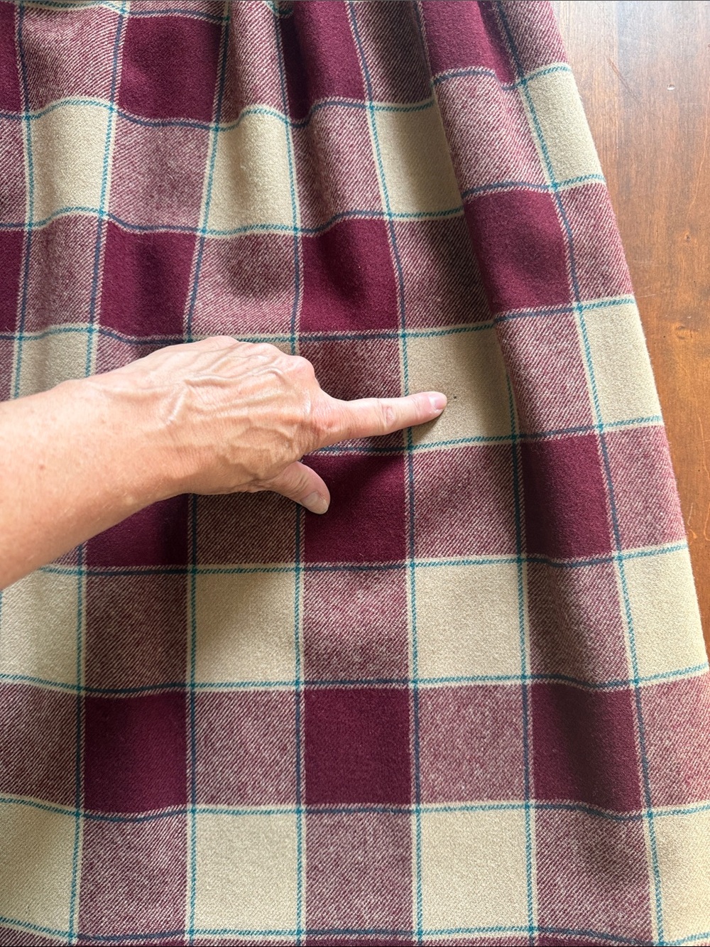 Vintage Pendleton 100% Virgin Wool Buffalo Check Midi Skirt 26” Waist A-line USA - Picture 14 of 14